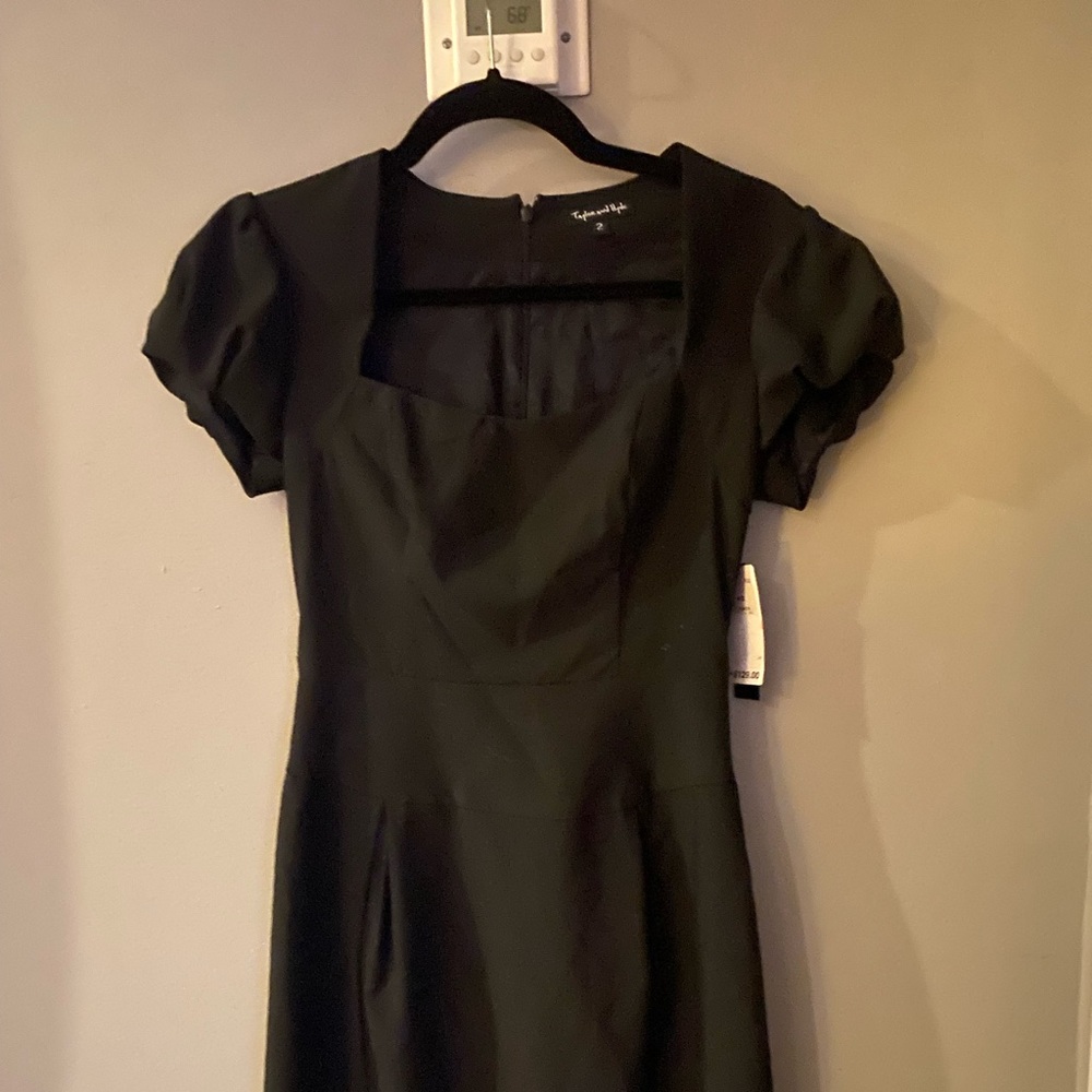 NWT Taylor & Hyde black sheath dress size 2